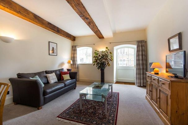 1 bedroom flat to rent - Photo 1