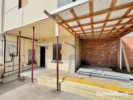 2/58 Keppel Street, Bathurst, NSW 2795 - Photo 5