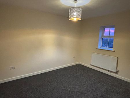 4 bedroom townhouse to rent - Photo 2