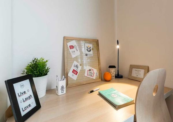 Via Ginestre, Cesano Boscone, Lombardy 20090