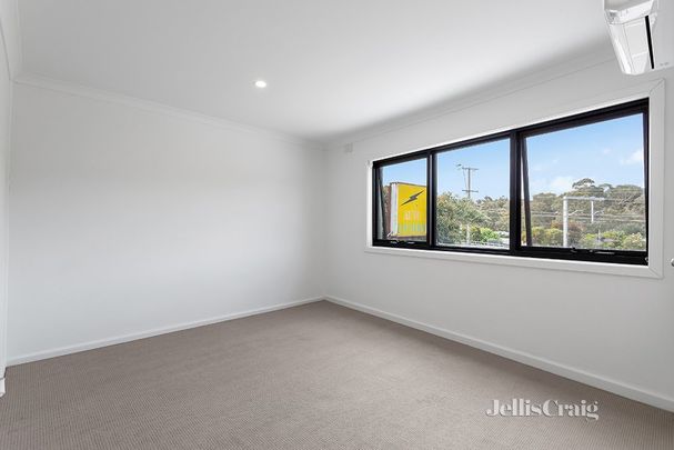 255 Para Rd, Greensborough - Photo 1