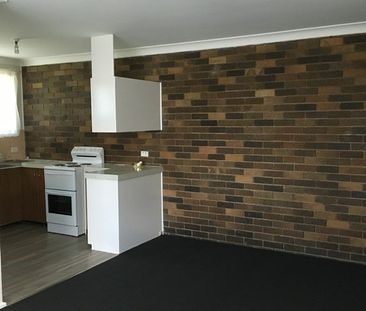 South Tamworth Unit - Photo 1