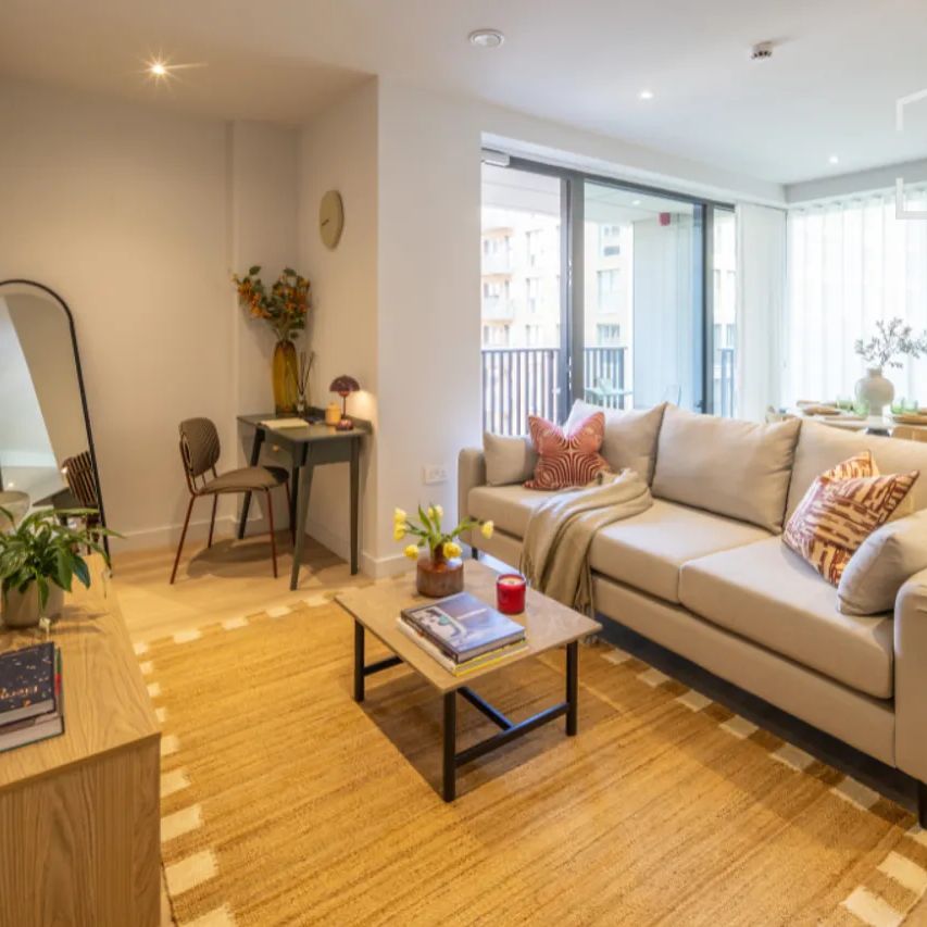 The Maple, NW2 - Photo 1