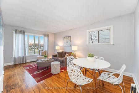 For Lease - 10 Avalon Road, Toronto, Ontario - Photo 3