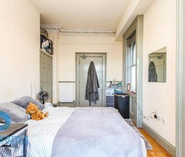 1 bedroom in a house share to rent - Photo 6