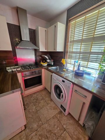 2 Bed Flat, Addison Way, NW11 - Photo 5