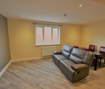 1 bedroom in a house share to rent - Photo 3