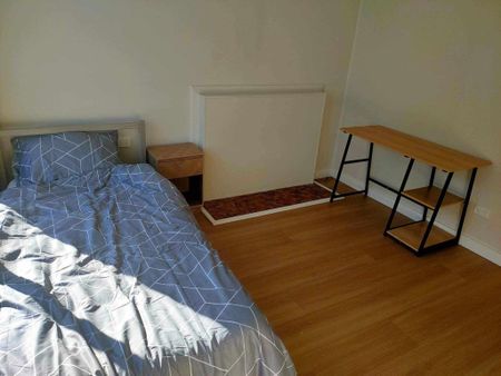 North Ryde - Photo 2