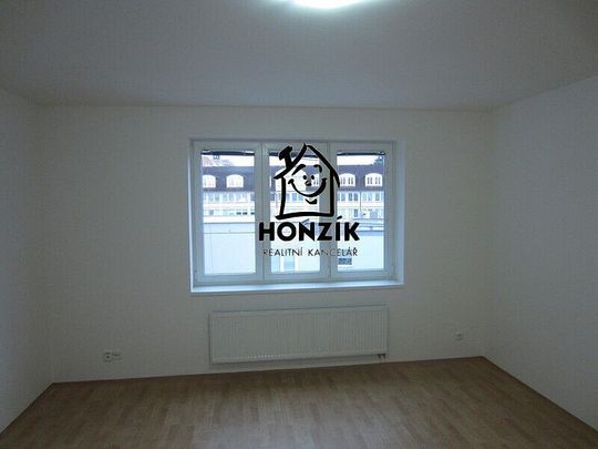 Pronájem bytu 2+kk 51 m² - Photo 1