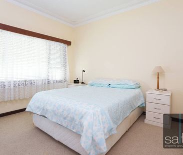 33 Raymond Street, Mount Pleasant - Photo 6