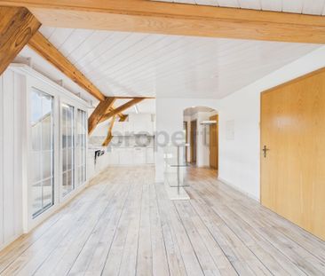 Helle 3.5-Zimmer-Dachwohnung mit Balkon, Lützelflüh - Photo 1