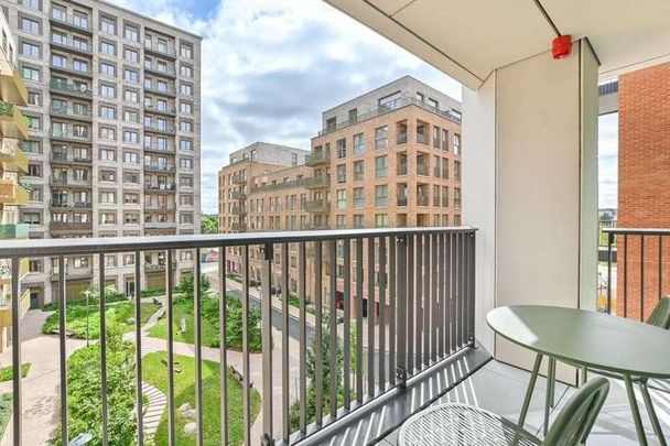 The Maple, Temple Fortune, NW2 - Photo 1