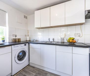 1 bedroom flat to rent - Photo 6