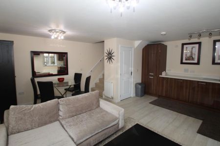 2 bedroom terraced house to rent - Photo 3