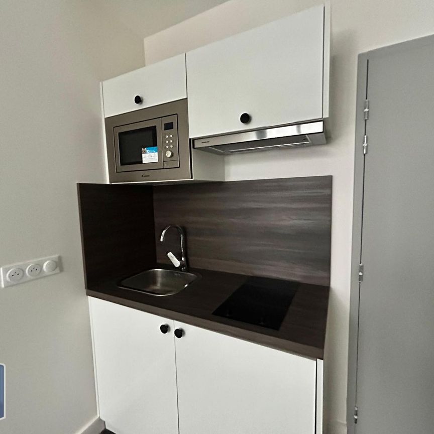 Location Appartement 1 pièce 13m² REIMS 51100 - Photo 1