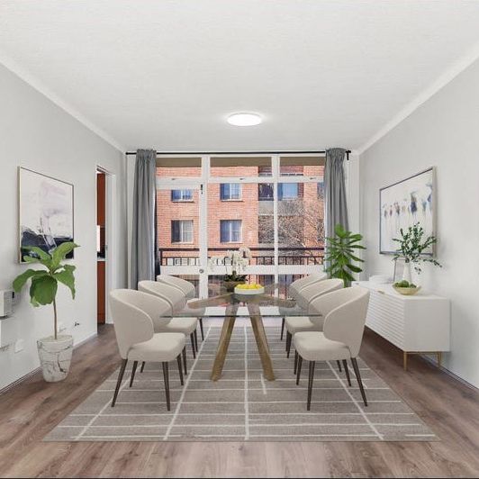 This 3 Bedroom apartment is sure to impress!!! - Photo 1