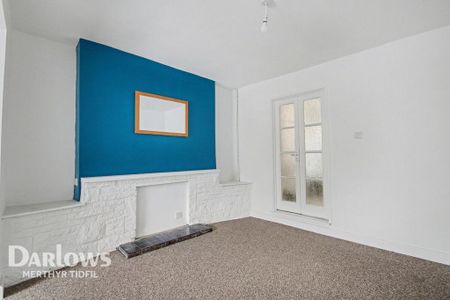 3 bedroom terraced house to rent - Photo 2
