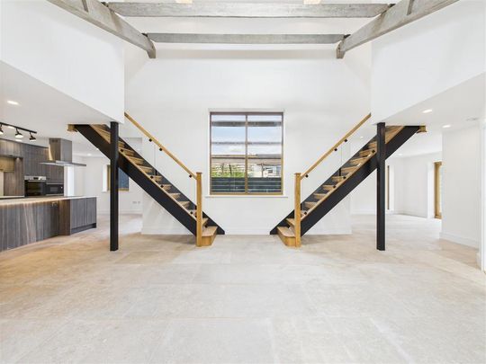 4 bedroom detached house to rent - Photo 1