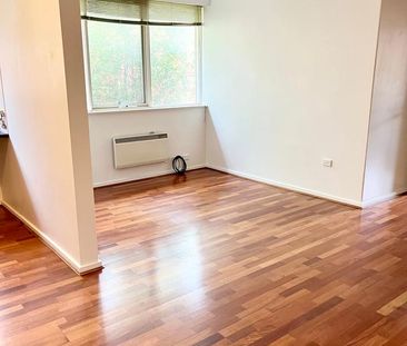 Two Bedroom Apartment in Prime Brunswick West Location - Photo 1