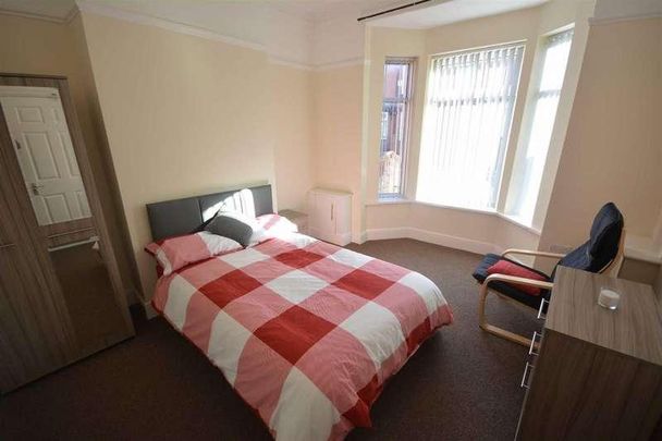 Springfield Road, Springfield, Wigan, WN6 - Photo 1