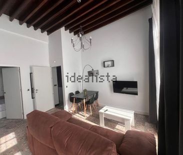 Alquiler de piso en Plaza Constitución - Photo 1