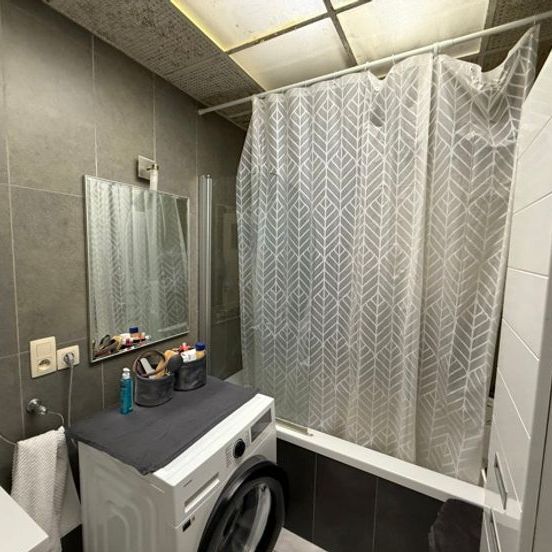 Appartement te huur - Photo 1