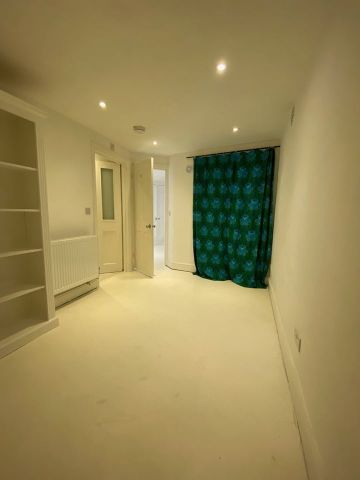 1 Bed Detached House, Holly Terrace, N6 - Photo 3