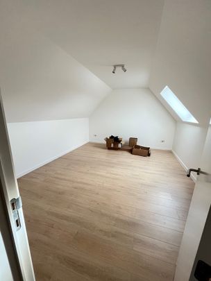 Rustig gelegen halfopen nieuwbouwwoning - Foto 1