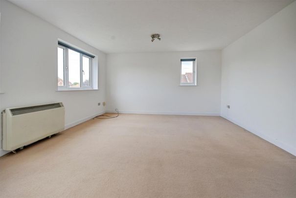 Scammell Way, Watford - Photo 1