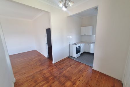 2/191 Fitzroy Street - Photo 2