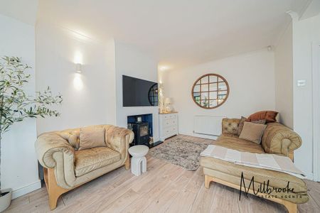 3 bedroom semi-detached house to rent - Photo 3