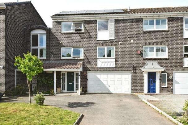 Wildoaks, Acacia Road, Staines-upon-thames, Surrey, TW18 - Photo 1