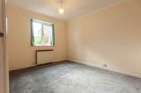 2 bedroom semi-detached bungalow to rent - Photo 5