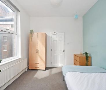 Student Apartment 4 bedroom, Ecclesall Road, Sheffield - Photo 4