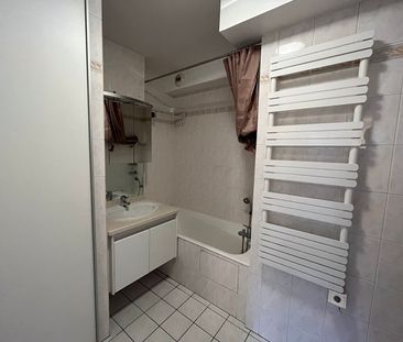 Location Appartement 2 pièces 56m² - Photo 4