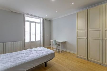 Carrer de Roteros, Valencia, Valencian Community 46003 - Photo 2