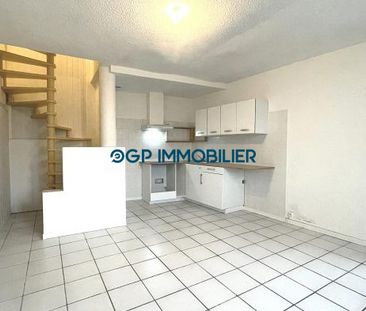 Appartement T4/5 en triplex à louer à Castelnau-d'Estrétefonds - Photo 2