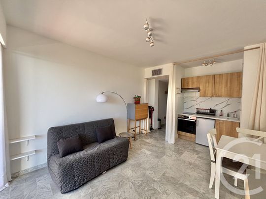 Location Appartement 1 pièce 38m² MENTON 06500 - Photo 1