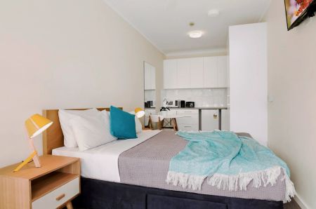 Attractive studio near Redfern Park - Photo 4