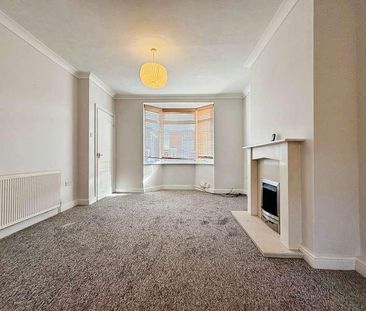 Downs Crescent, Hull, HU5 - Photo 2