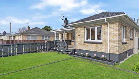 Home is where the heart is! - Photo 5