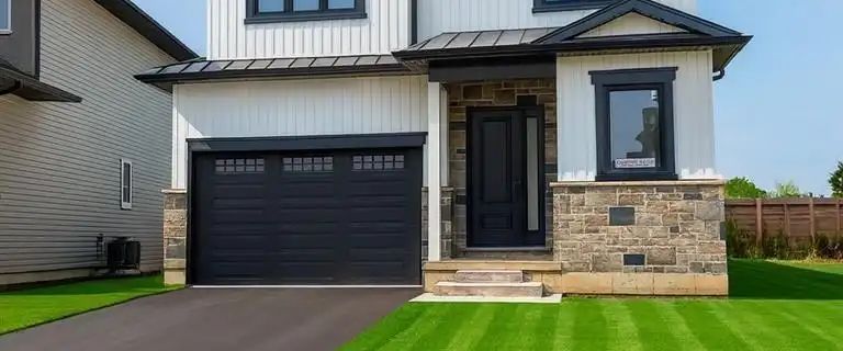 132 HODGKINS Avenue Unit# LOWER — 3 Bedroom - Photo 1