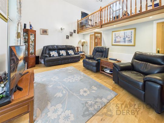 3 Bedroom Semi-Detached House for Rent - Photo 1