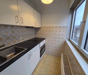 Recent gerenoveerde studio met terras in de Parkstraat 106. - Foto 5