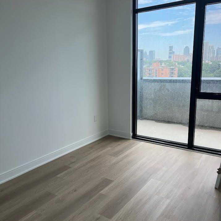 For Lease - 86 Dundas Street Unit# 706, Mississauga, Ontario - Photo 1