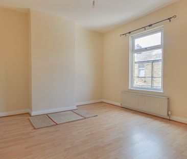 3 bed terraced house to rent in Wheeler Street, Newport, NP20 - Photo 3