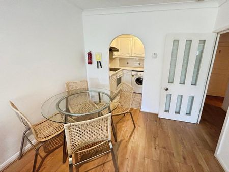 1 bedroom flat to rent - Photo 4