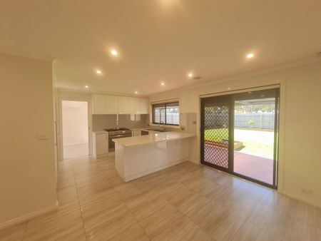 IMMACULATE FAMILY LIVING - Photo 5