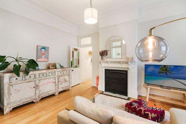 Three Bedroom Bondi Semi With A Deep Leafy Garden & Parking! - Photo 1