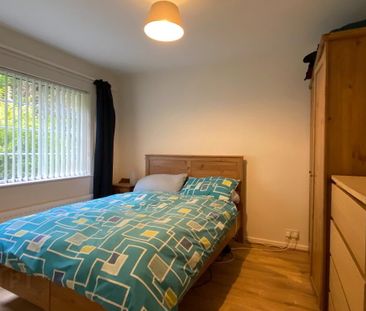 11 Strathearn Court, Holywood, BT18 9NP - Photo 5